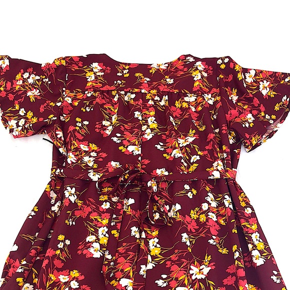 NWOT Isabel floral maternity dress - Picture 7 of 9
